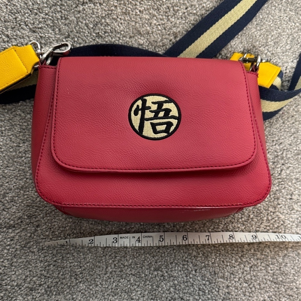 Dargon BallZ Red Crossbody Bag - Picture 8 of 9